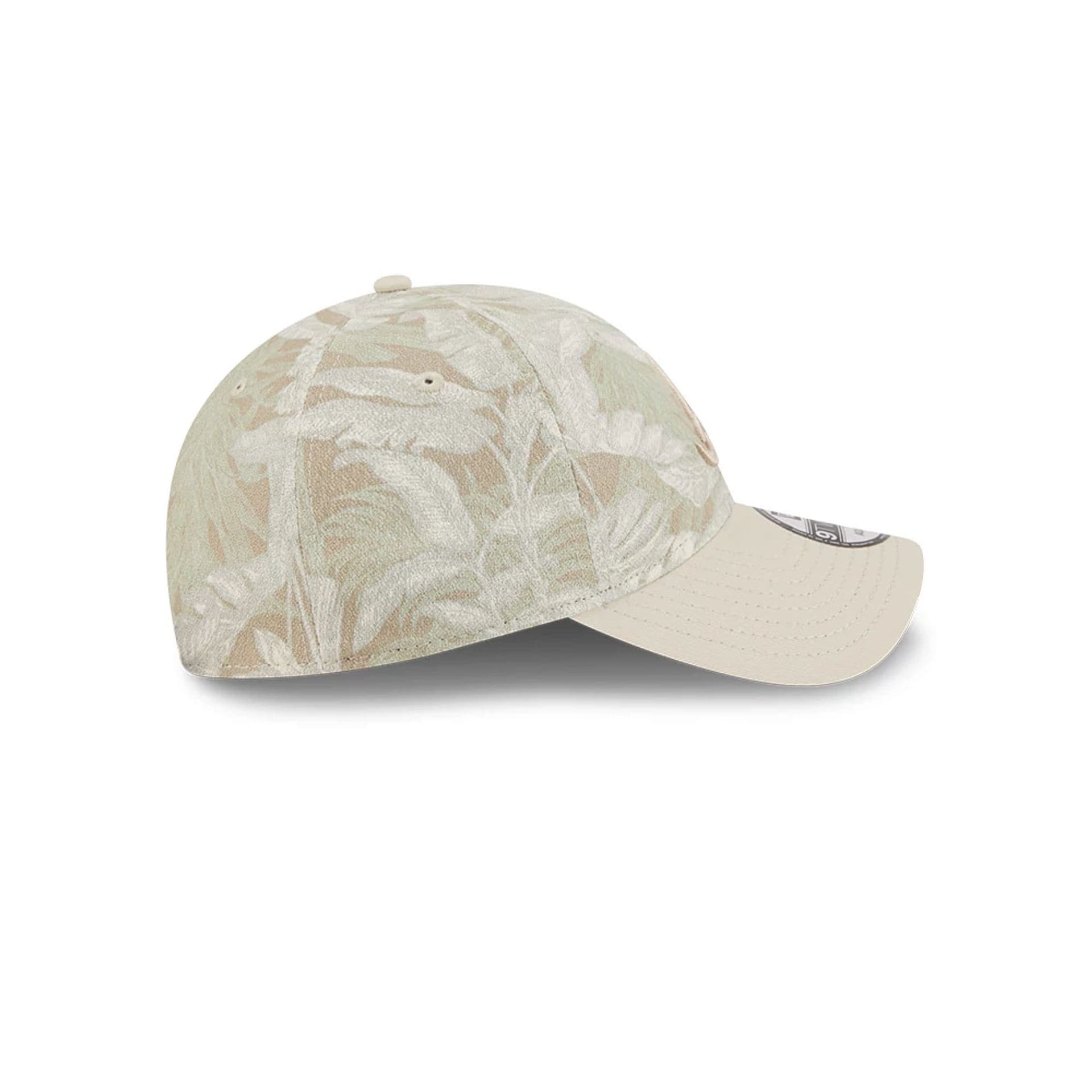 Pictured is this MLB Leafy Palm Atlanta Braves 9TWENTY Adjustable cap in light beige. 6