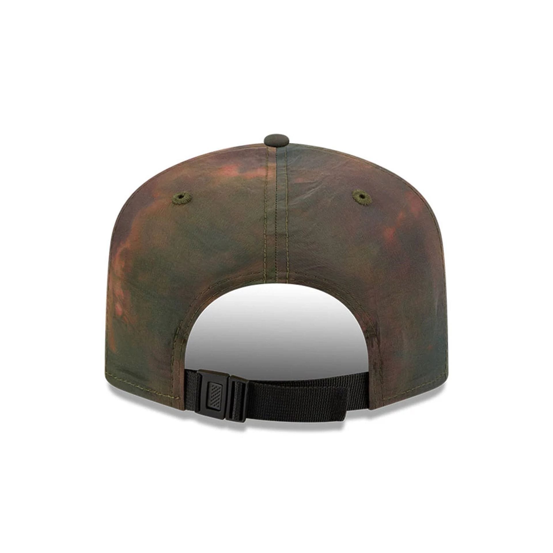 Pictured is this New Era Nylon Wash Dye 19TWENTY Adjustable cap in open green. 4