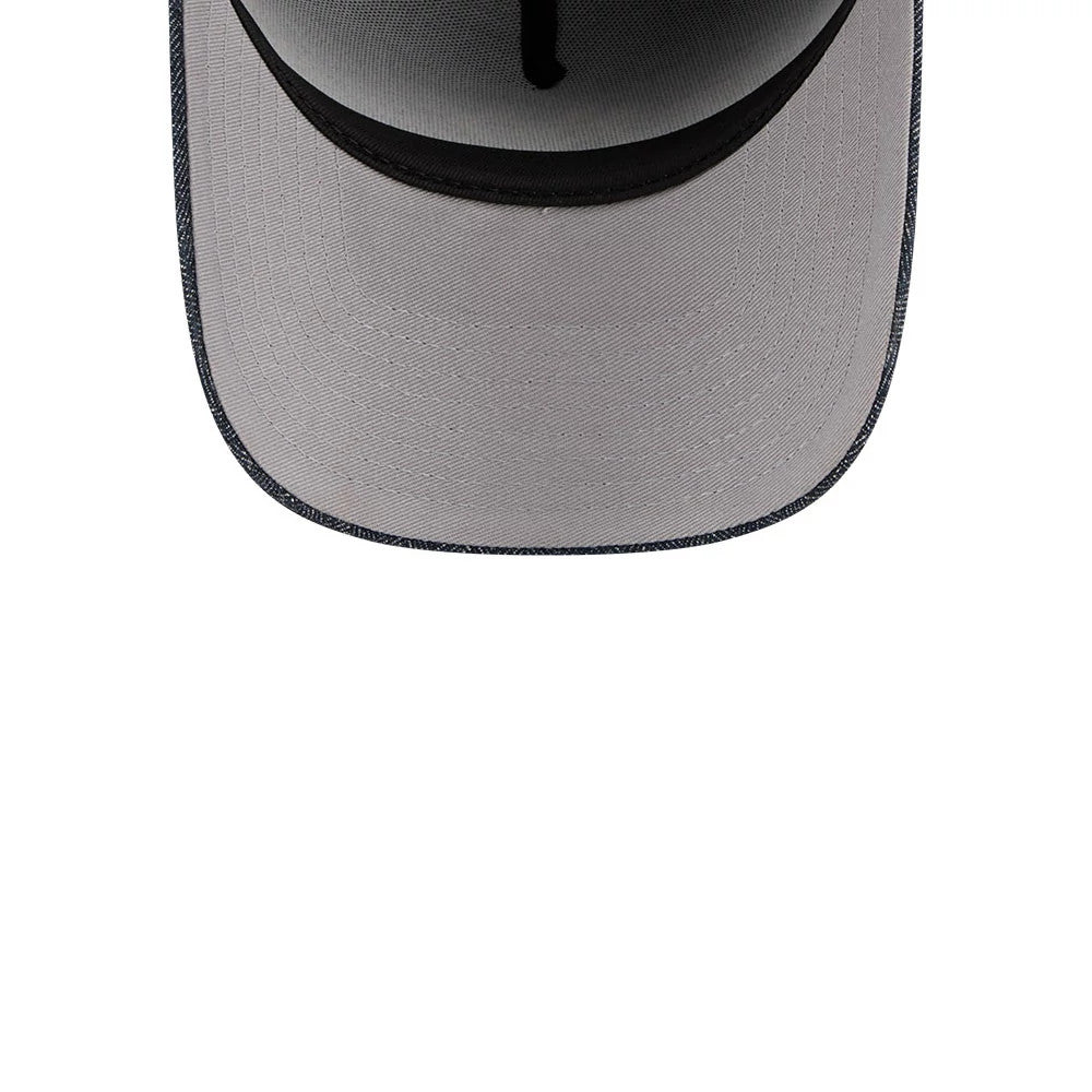 Pictured is this MLB Quickstrike Herringbone Denim New York Yankees 59FORTY A-Frame Fitted cap in navy. 2
