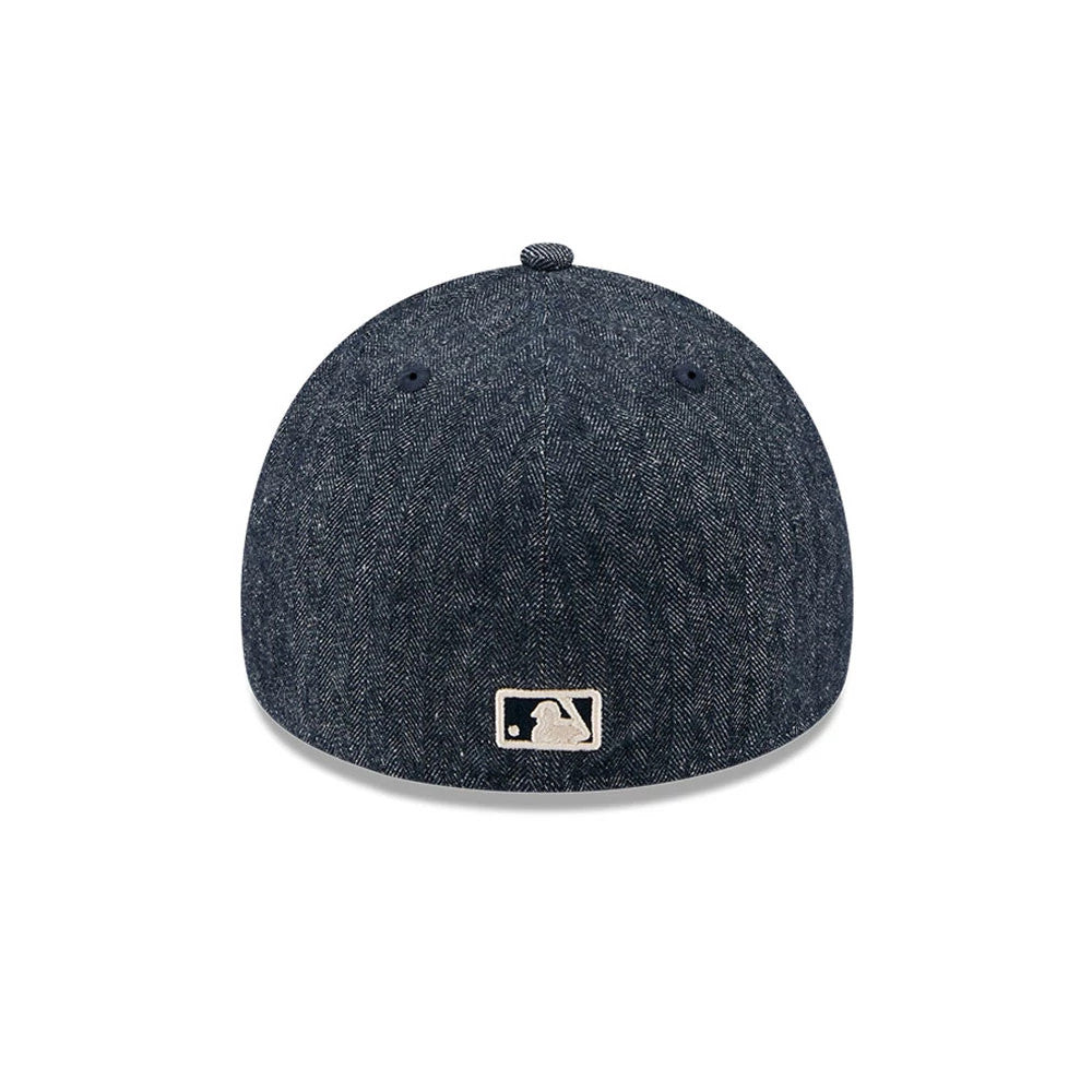 Pictured is this MLB Quickstrike Herringbone Denim LA Dodgers 59FORTY A-Frame Fitted cap in navy. 6