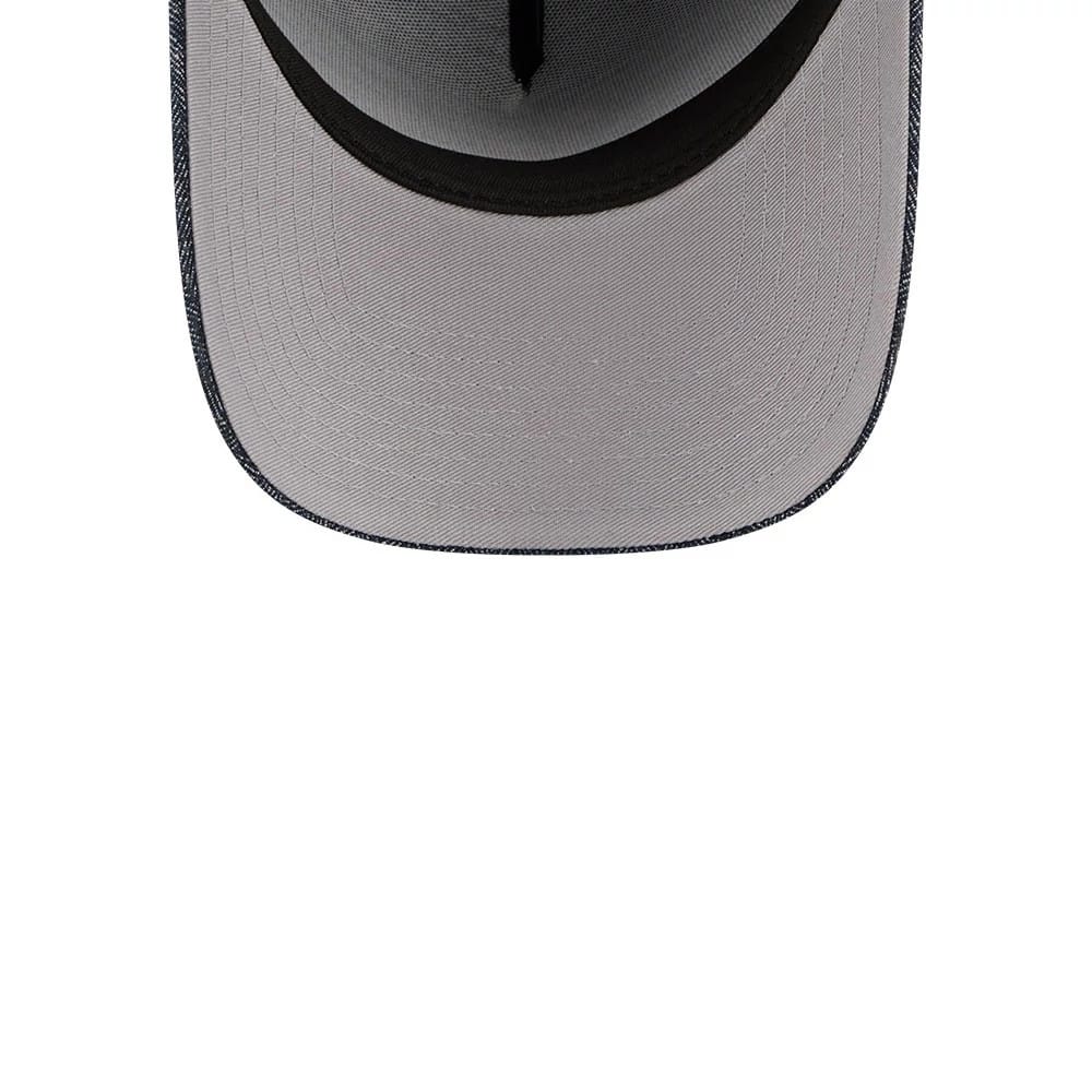 Pictured is this MLB Quickstrike Herringbone Denim LA Dodgers 59FORTY A-Frame Fitted cap in navy. 2