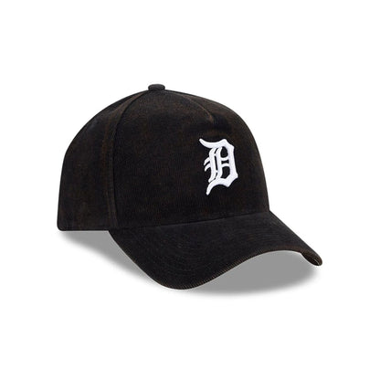 Pictured is this MLB Quickstrike Snow Wash Cord Detroit Tigers 59FORTY A-Frame Fitted cap in black. 4
