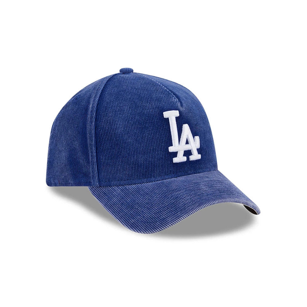 Pictured is this MLB Quickstrike Snow Wash Cord LA Dodgers 59FORTY A-Frame Fitted cap in dark blue. 4