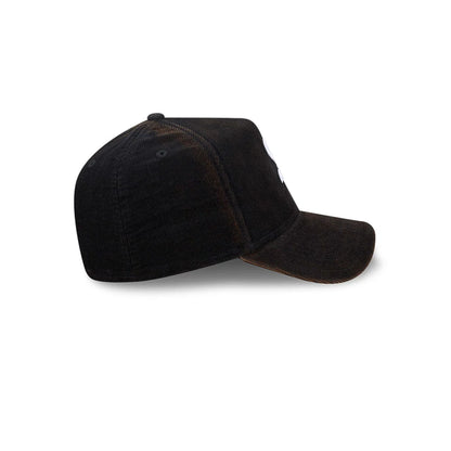 Pictured is this MLB Quickstrike Snow Wash Cord Chicago White Sox 59FORTY A-Frame Fitted cap in black. 6