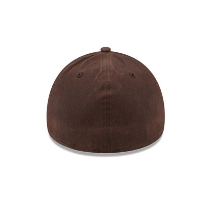 Pictured is this MLB Quickstrike Waxy Canvas LA Dodgers 59FORTY A-Frame Fitted cap in open brown. 6