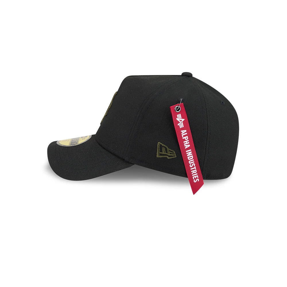 Pictured is this MLB X Alpha New York Mets 59FORTY A-Frame Fitted cap in black. 4