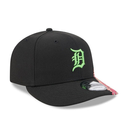 Pictured is this MLB Halloween Detroit Tigers 9FIFTY Snapback cap in black. 4