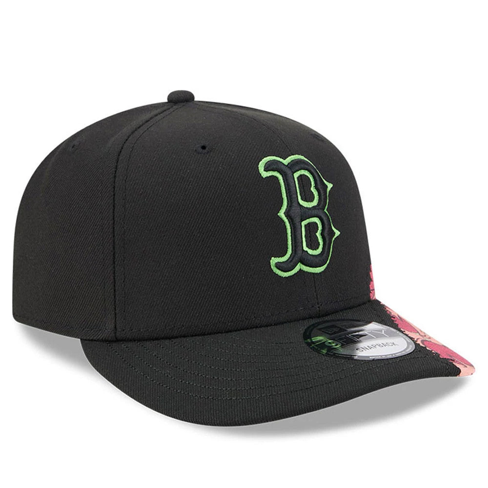 Pictured is this MLB Halloween Boston Red Sox 9FIFTY Snapback cap in black. 4