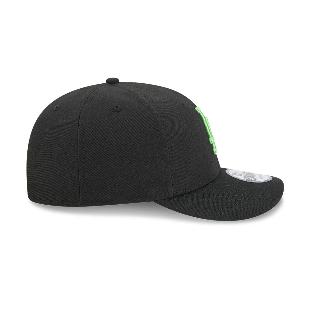 Pictured is this MLB Halloween LA Dodgers 9FIFTY Snapback cap in black. 7
