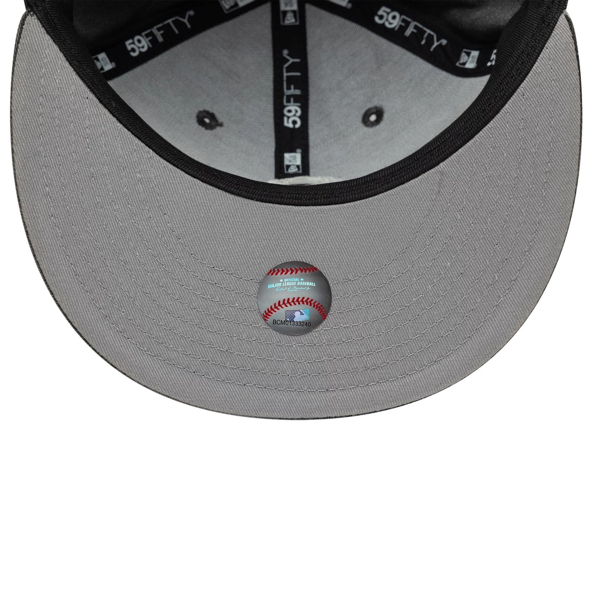 Pictured is this MLB Washed Chicago White Sox 59FIFTY Fitted cap in black. 2