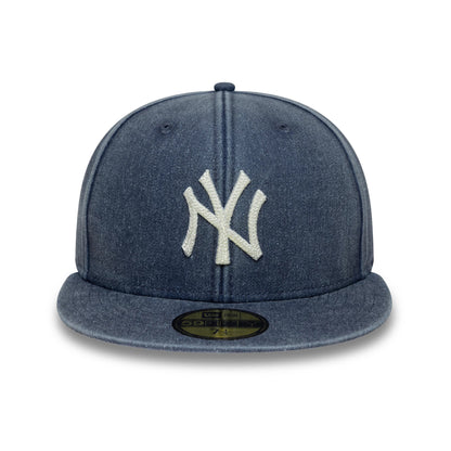 Pictured is this MLB Washed New York Yankees 59FIFTY Fitted cap in navy. 3