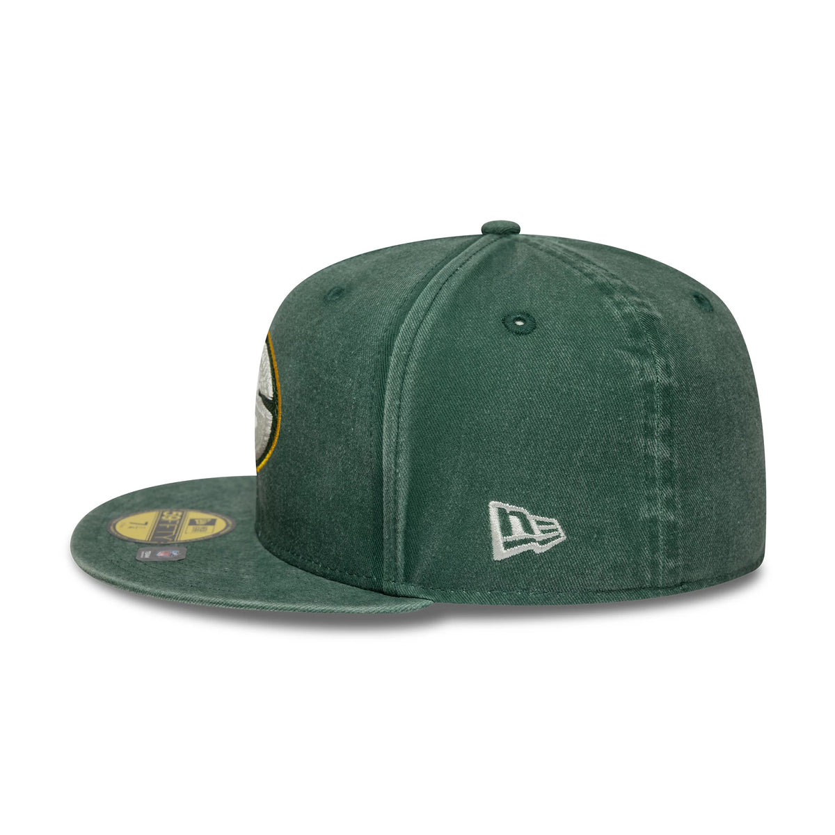 Pictured is this NFL Washed Green Bay Packers 59FIFTY Fitted cap in dark green. 6