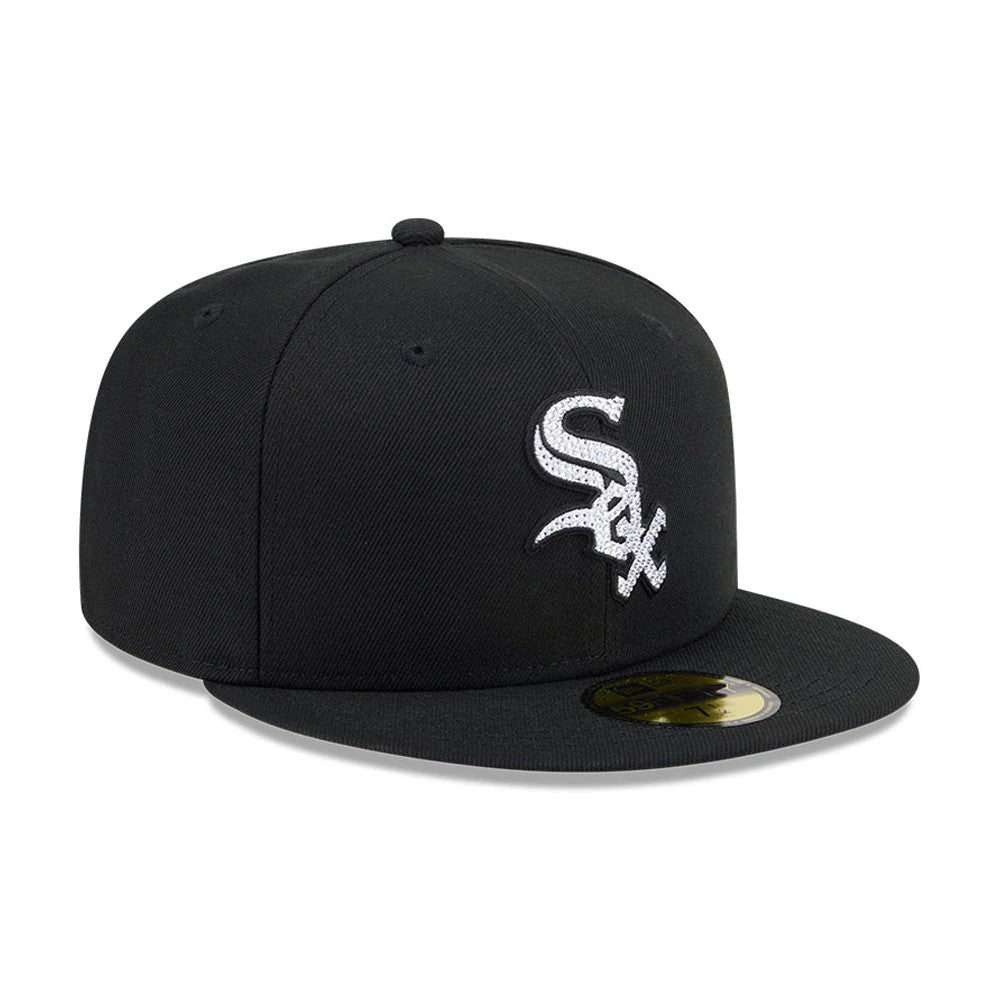 Pictured is this MLB Rhinestone Badge Chicago White Sox 59FIFTY Fitted cap in black. 4