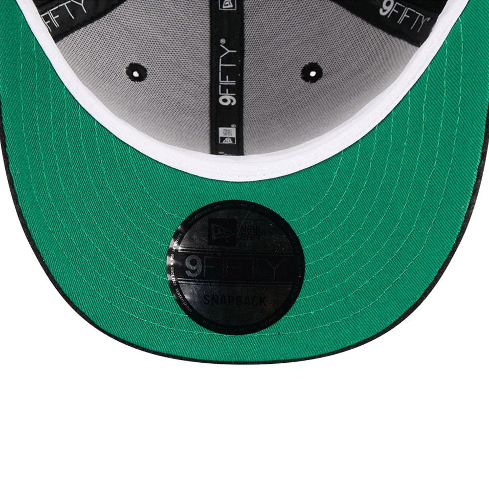 Pictured is this NFL 2 Tone Cord Philadelphia Eagles 9FIFTY Snapback cap in black. 2