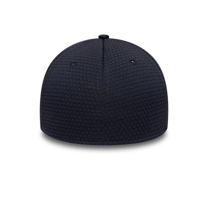 Pictured is this MLB Tech New York Yankees 39THIRTY Stretch Fit cap in navy. 6