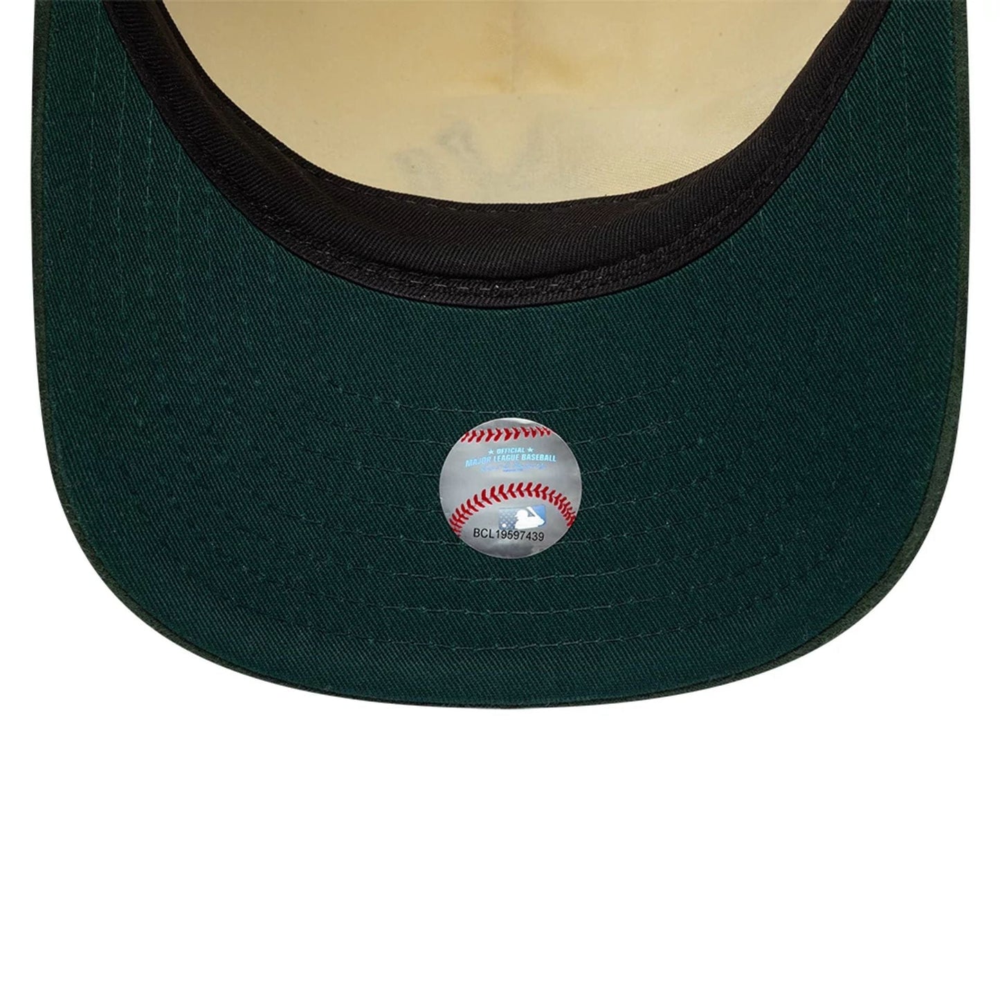 Pictured is this MLB Suede Visor New York Yankees 9FIFTY A-Frame Snapback cap in Cream. 7