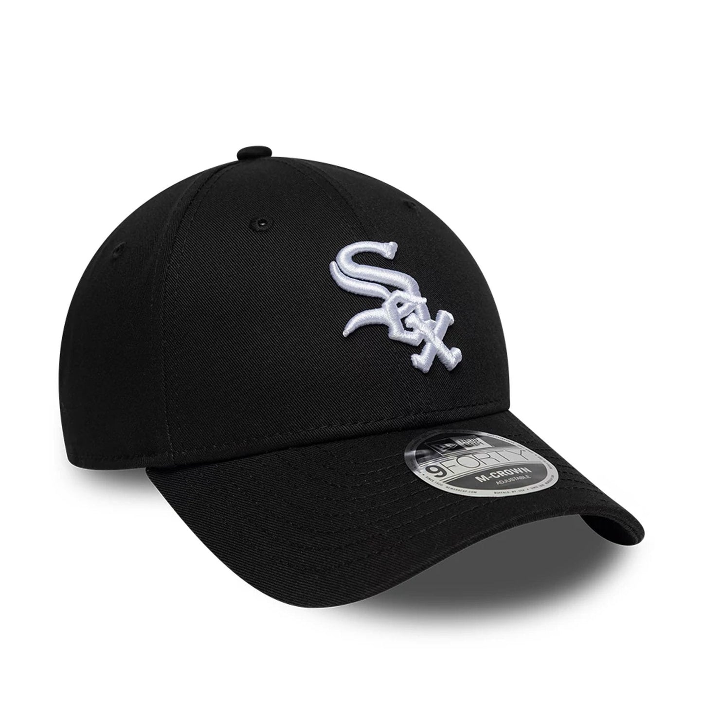 Pictured is this MLB Chicago White Sox 9FORTY M-Crown cap in black. 3