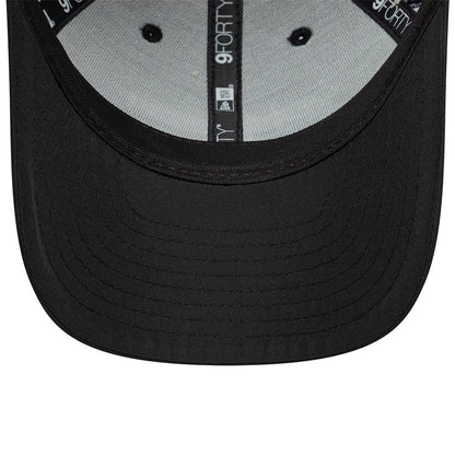 Pictured is this FC Barcelona Featherweight Poly 9FORTY M-Crown cap in black. 5