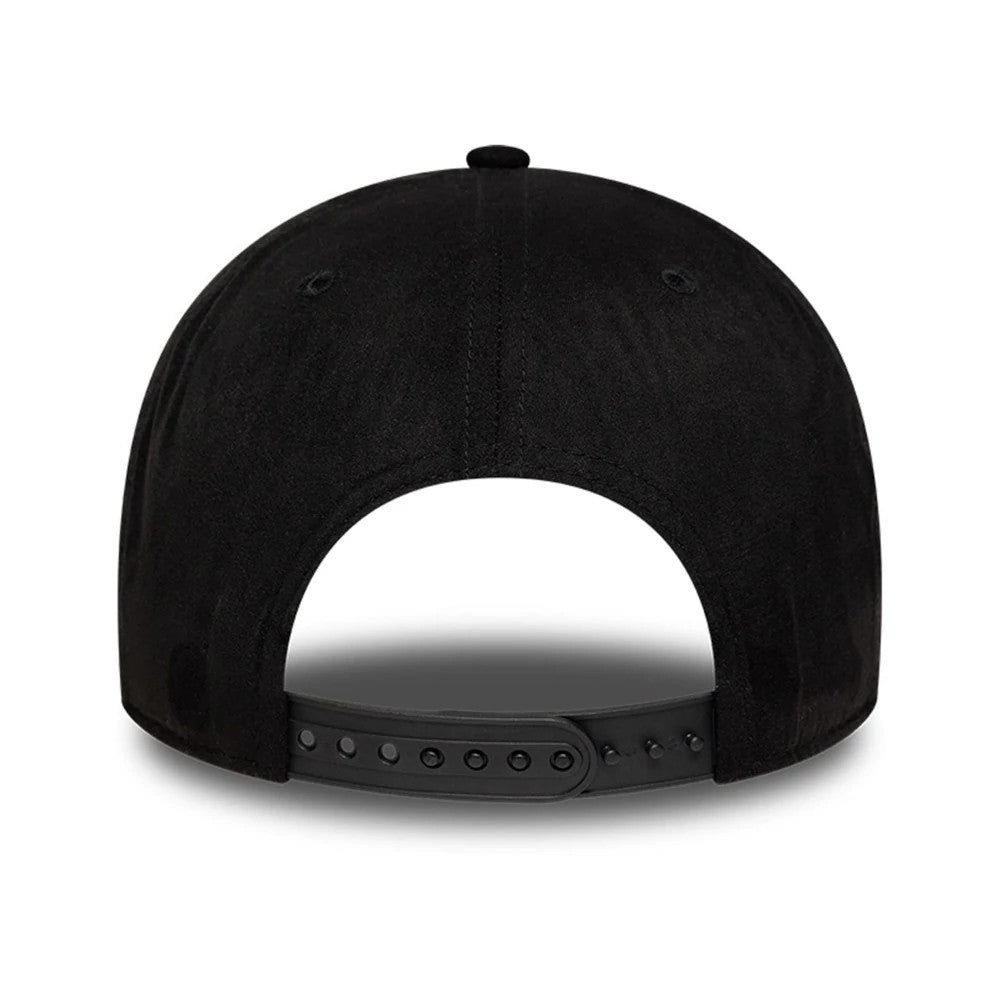 Pictured is this FC Barcelona Faux Suede 9FORTY M-Crown cap in black. 4