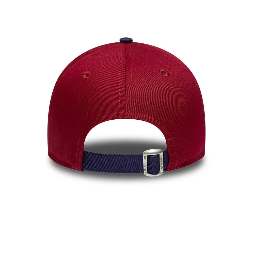 Pictured is this Youth FC Barcelona Contrast 9FORTY cap in dark red. 4