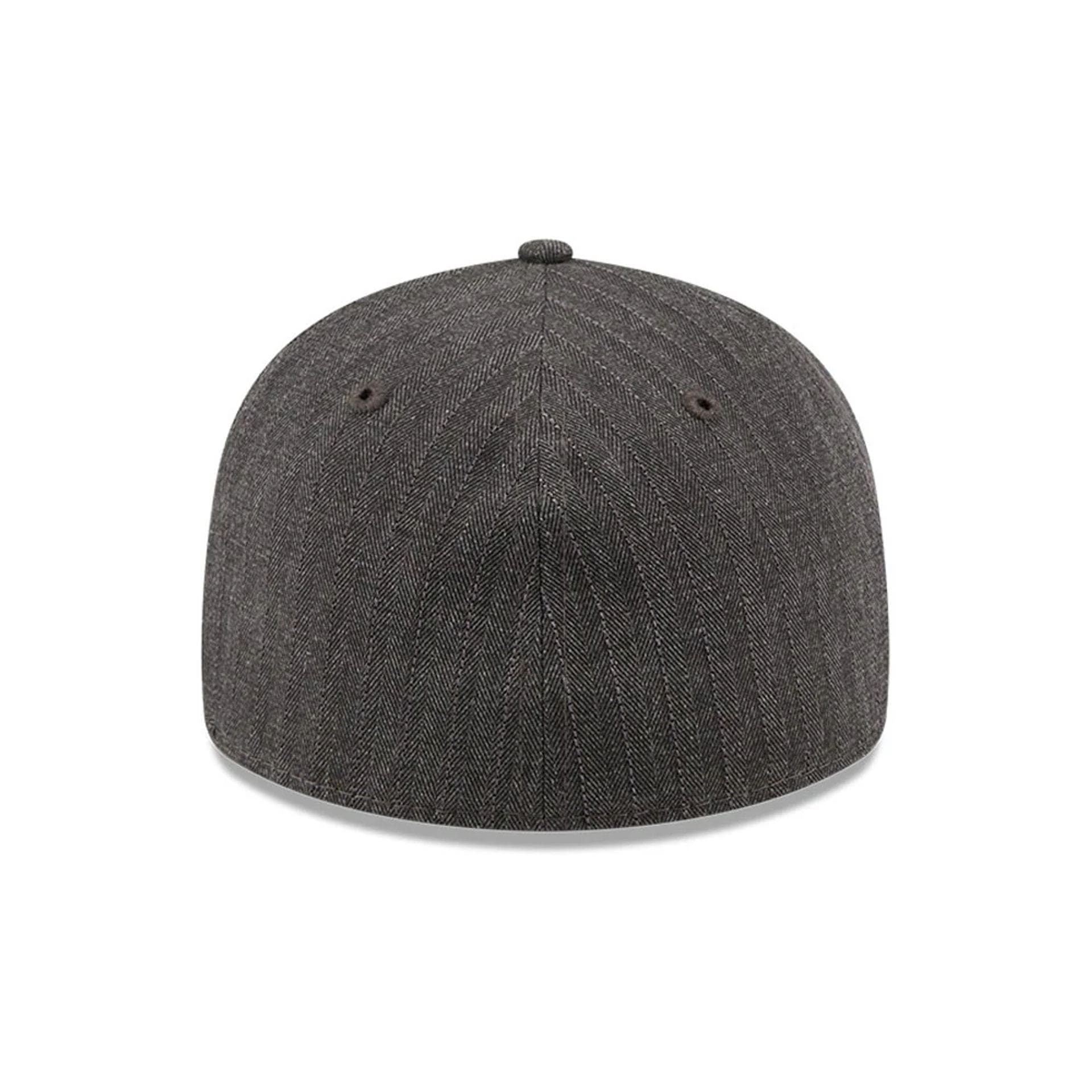Pictured is this New Era Herringbone Retro Crown 59FIFTY Fitted cap in Charcoal. 7