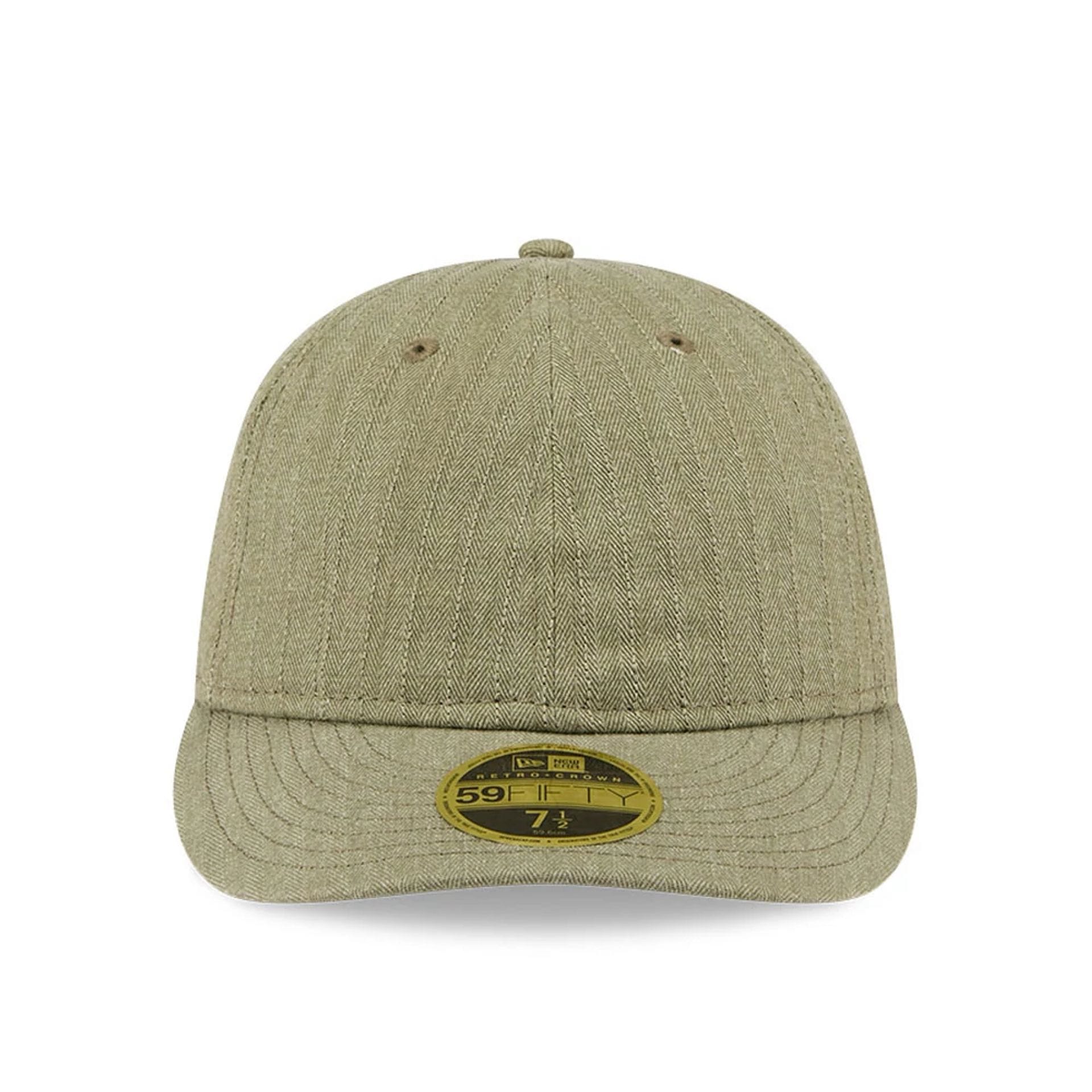 Pictured is this New Era Herringbone Retro Crown 59FIFTY Fitted cap in green. 3