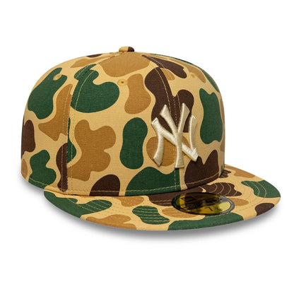 Pictured is this MLB Camo New York Yankees 59FIFTY Fitted cap in beige. 3