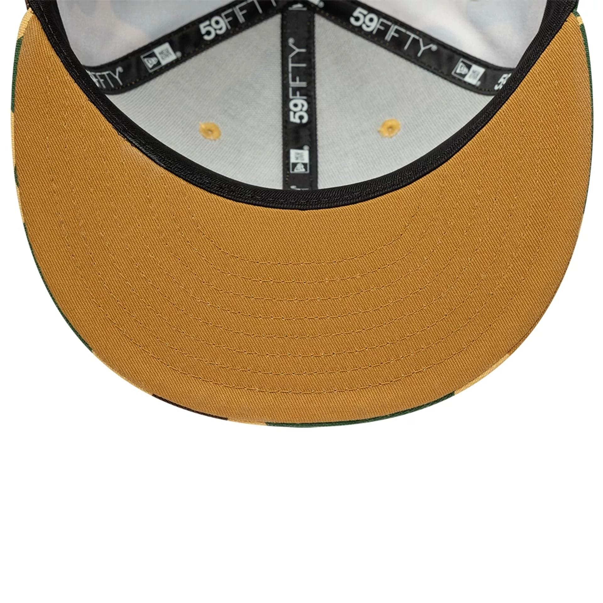 Pictured is this MLB Camo New York Yankees 59FIFTY Fitted cap in beige. 5