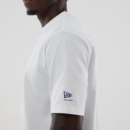 The model is wearing this Atlassian Williams F1 Team Japan 1996 Script World Champions Oversized T-Shirt in white. 5