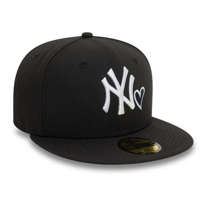 Pictured is this MLB Heart Icon New York Yankees 59FIFTY Fitted cap in black. 4