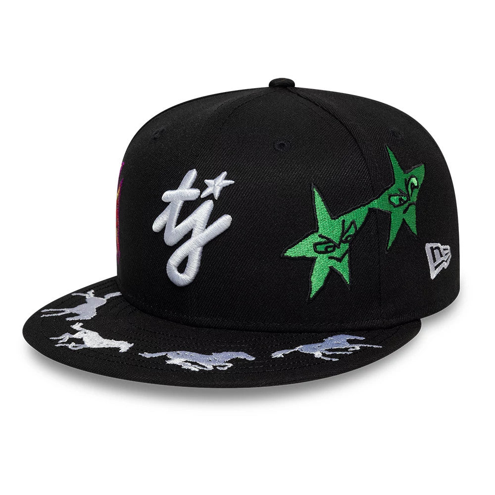Pictured is this Twojeys X New Era 59FIFTY Fitted cap in black. 1