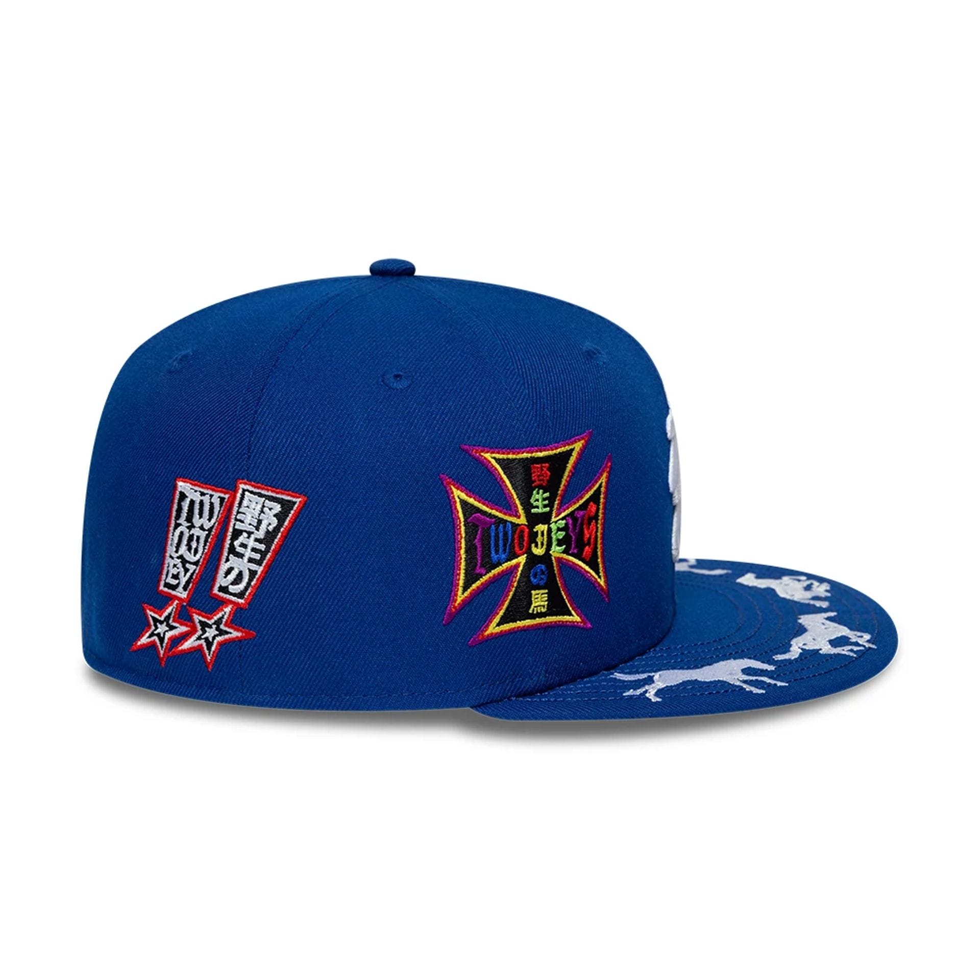 Pictured is this Twojeys X New Era 59FIFTY Fitted cap in blue. 5