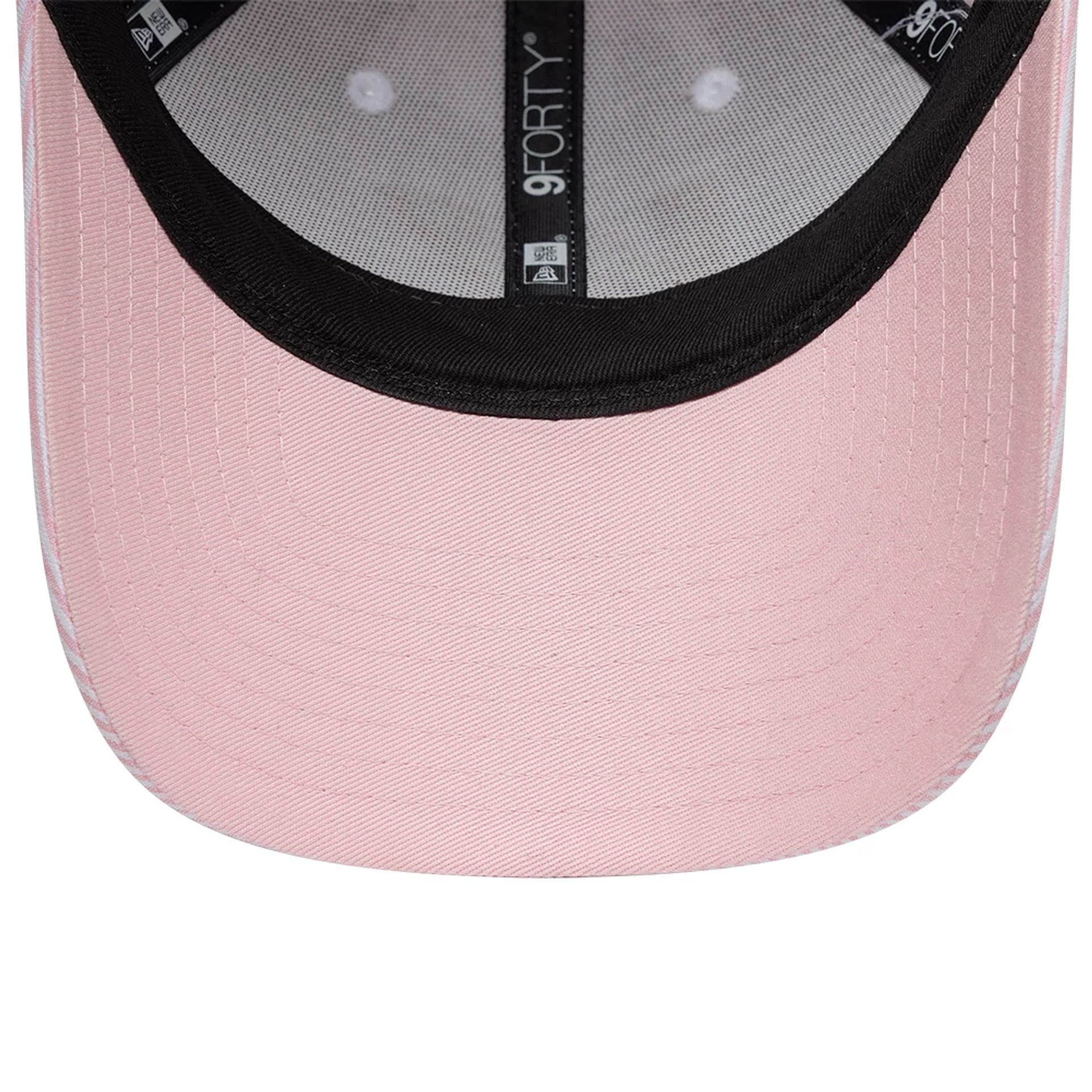 Pictured is this Womens Seersucker Atlassian Williams F1 Team 9FORTY cap in pastel pink. 6