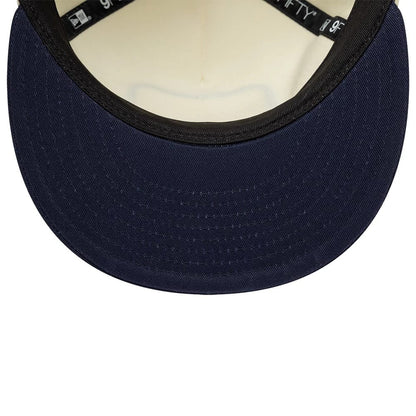 Pictured is this New Wave Atlassian Williams F1 Team Retro Crown 9FIFTY cap in Cream. 5