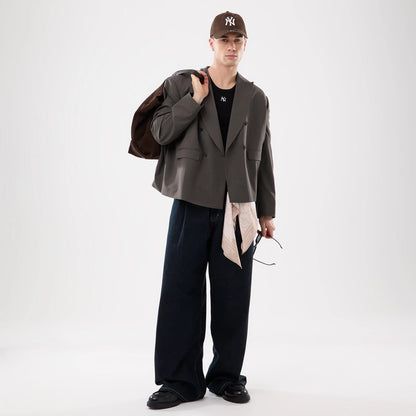 The model is wearing this MLB Rib New York Yankees Vest in black. 6