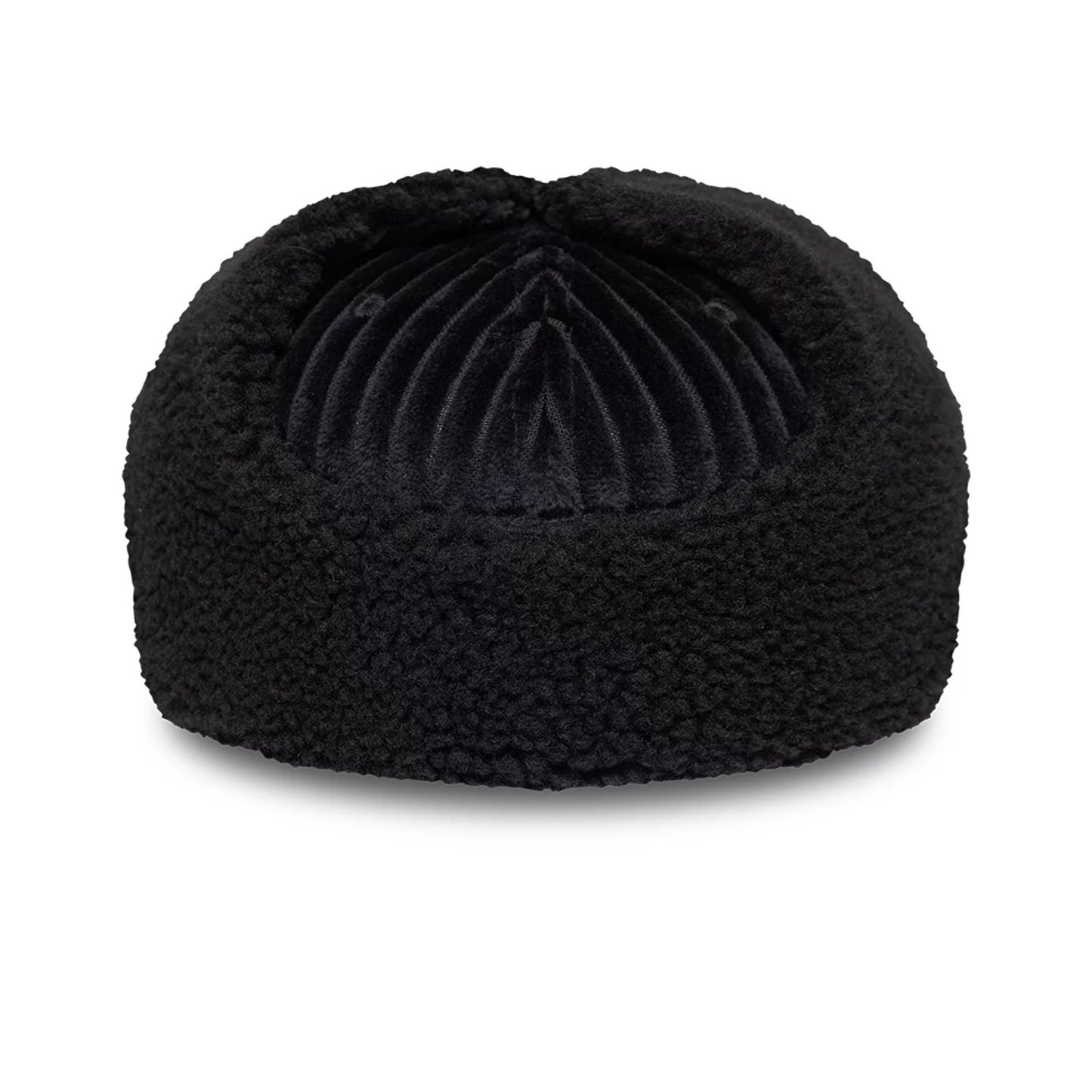 Pictured is this Mains X New Era Cord Dogear 59FIFTY Fitted cap in black. 6