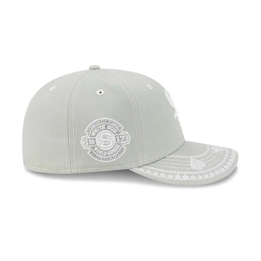 Pictured is this MLB Fathers Day Chicago White Sox 59FIFTY Fitted cap in pastel green. 5