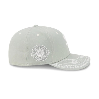 Pictured is this MLB Fathers Day Chicago White Sox 59FIFTY Fitted cap in pastel green. 5