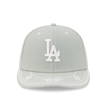 Pictured is this MLB Fathers Day LA Dodgers 59FIFTY Fitted cap in pastel green. 3