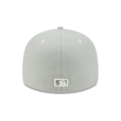 Pictured is this MLB Fathers Day LA Dodgers 59FIFTY Fitted cap in pastel green. 7