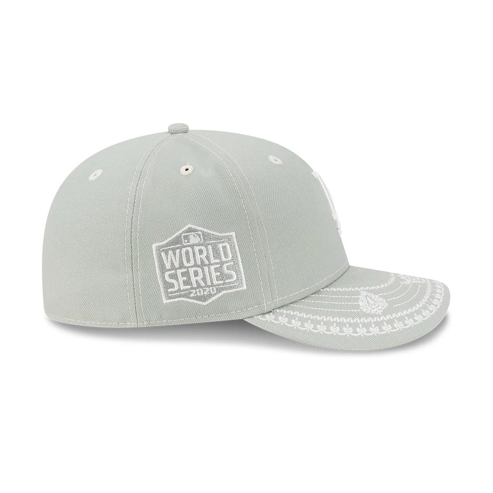 Pictured is this MLB Fathers Day LA Dodgers 59FIFTY Fitted cap in pastel green. 5