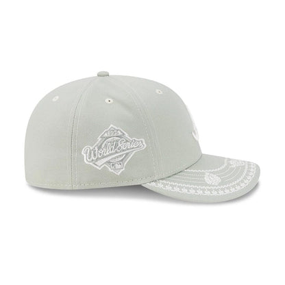 Pictured is this MLB Fathers Day Atlanta Braves 59FIFTY Fitted cap in pastel green. 5