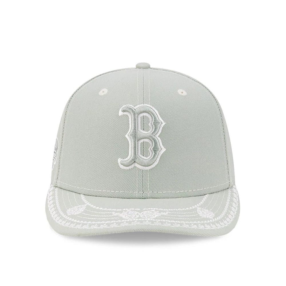 Pictured is this MLB Fathers Day Boston Red Sox 59FIFTY Fitted cap in pastel green. 3