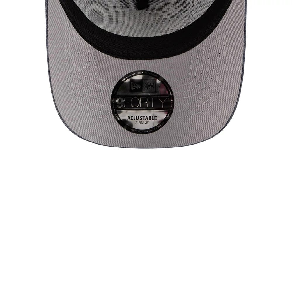 Pictured is this MLB Fathers Day New York Yankees 9FORTY A-Frame Trucker Adjustable cap in navy. 2