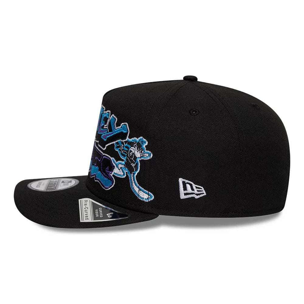 Pictured is this Looney Tunes Multi Character 9FIFTY A-Frame Snapback Adjustable cap in black. 5