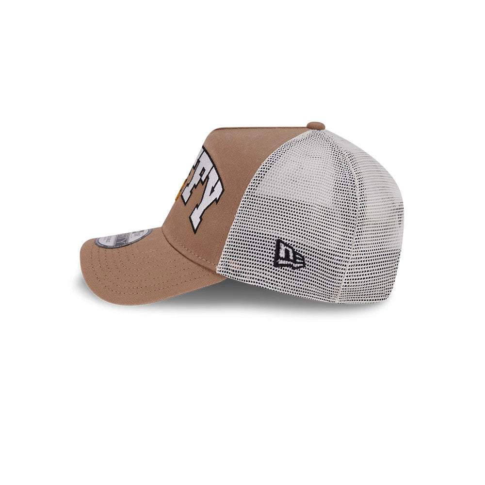 Pictured is this Looney Tunes Daffy Duck Arch 9FORTY A-Frame Adjustable cap in Beige. 5