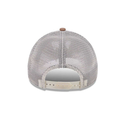 Pictured is this Looney Tunes Daffy Duck Arch 9FORTY A-Frame Adjustable cap in Beige. 7