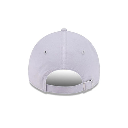 Pictured is this Looney Tunes Tasmanian Devil 9TWENTY Adjustable cap in grey. 6