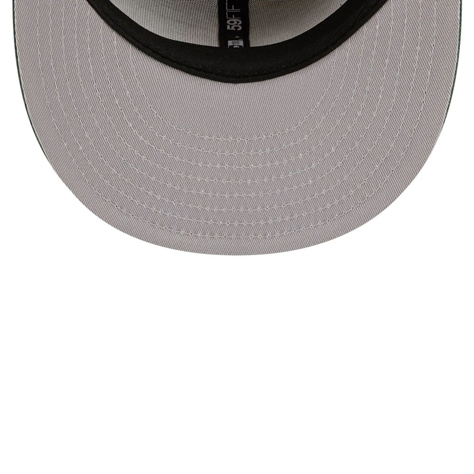 Pictured is this MLB Agave 2Tone New York Yankees 59FIFTY Fitted cap in light beige. 2