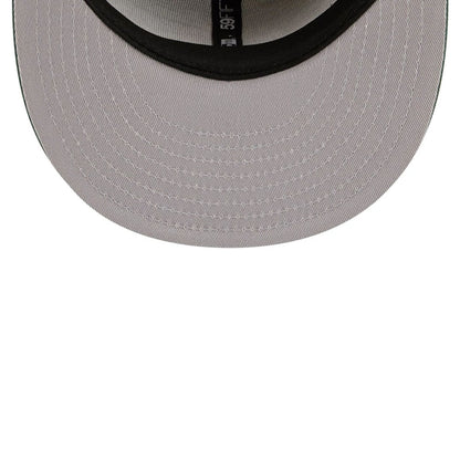 Pictured is this MLB Agave 2Tone New York Yankees 59FIFTY Fitted cap in light beige. 2